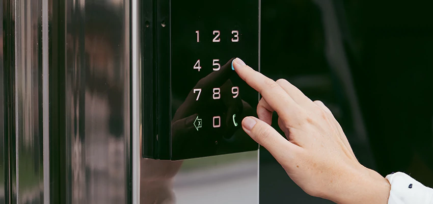 Keyless Door Entry System in Lake Los Angeles, CA