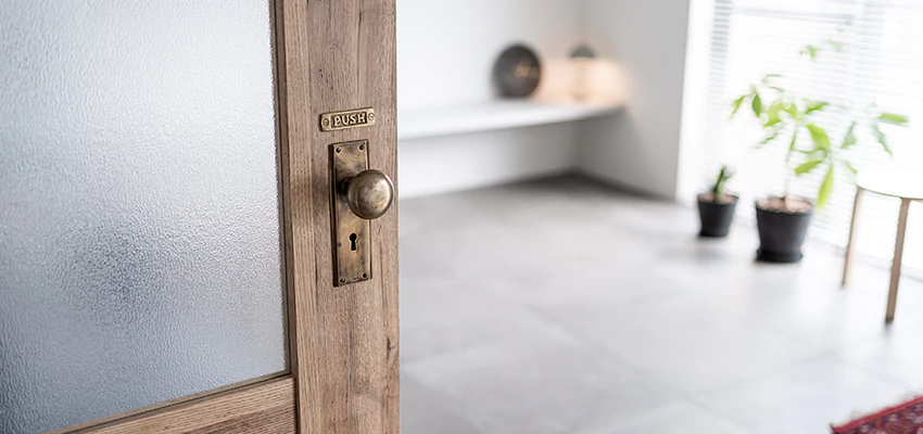Deadbolt Door Lock Knob Repair in Lake Los Angeles, California
