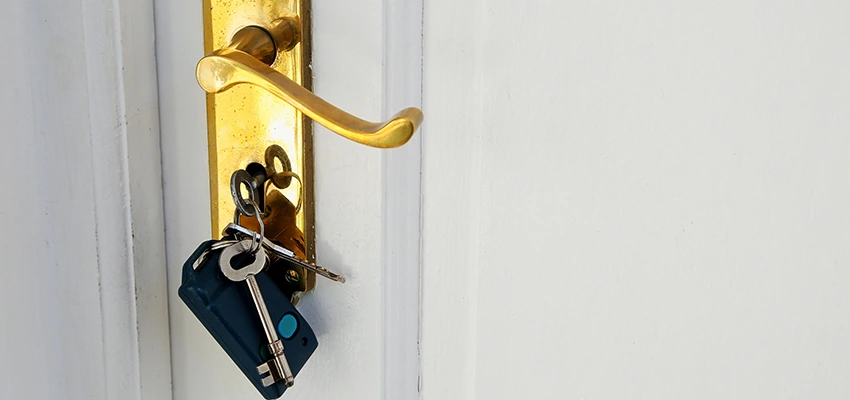 Broken Door Key Extraction in Lake Los Angeles, CA
